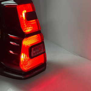 ไฟท้าย LED สำหรับรถยนต์ Toyota Land Cruiser Prado 2017-2020 81561-60C30 81551-60C30 GDJ150L TRJ150L J150 - Product Image 6