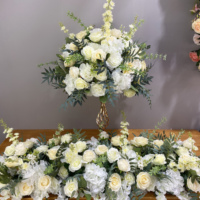Boule de fleurs artificielles d'usine à bas prix en gros boule de fleurs blanches en soie cadeau de fête des mères décoration florale pour la maison