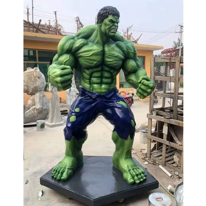 Patung serat kaca karakter film Marvel kustom patung Hulk ukuran hidup resin otot untuk dekorasi toko