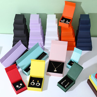 Boîte à bijoux en carton personnalisée avec logo en forme de livre, magnétique, rigide, pour collier, bracelet, bague, boucles d'oreilles, emballage cadeau, rangement de bijoux