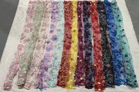 Tissu de dentelle de broderie de fleur 3d dernière mode avec application de dentelle de paillettes perlées multicolores pour robes