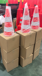 Дорожный конус из ПВХ, 70 см, 28 дюймов, оранжевый, гибкий, из 100% новых материалов, со светоотражающим элементом - Product Image 4