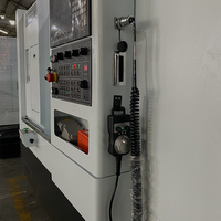 Torno CNC con Torreta Servoaccionada, Contrapunto Hidráulico Programable, Máquina de Trabajo de Metales de Alta Precisión de Grado Industrial