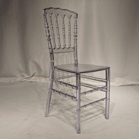 Chaise de banquet en plastique transparent avec dossier tourné sculpté, chaise empilable en plastique transparent pour mariage, hôtel, événement de luxe, fête