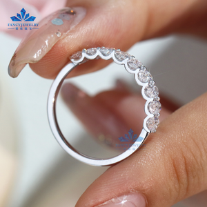 Nouvelle bague de fiançailles en or blanc 14 carats avec diamant moissanite 3x5 mm, cadeau pour femme, 2025 - Product Image 4