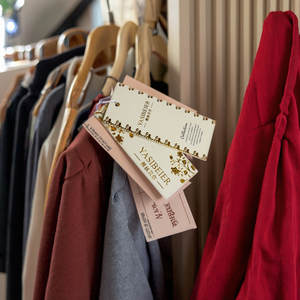 Tùy chỉnh thẻ giấy chất lượng cao thẻ cao cấp Thiết kế cá nhân giá cả cạnh tranh - Product Image 4