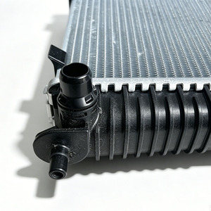 หม้อน้ำเสริม OEM 17118672237 สำหรับ BMW G20 G22 G23 G26 G42 เครื่องยนต์ หม้อน้ำระบายความร้อนเพิ่มเติม อะไหล่เปลี่ยน - Product Image 6