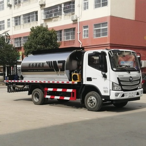 รถบรรทุกจ่ายแอสฟัลต์ Foton 4*2 5 ตัน เครื่องพ่นยางมะตอยสำหรับงานก่อสร้างถนน ดีเซลใหม่ เกียร์ธรรมดา ยูโร 3 - Product Image 1
