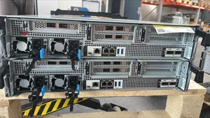 Sistema de Almacenamiento All-Flash NVMe para Redes Empresariales AFF A400, Capacidad Original de 8TB con SSD e Interfaz USB, en Stock - Product Image 3