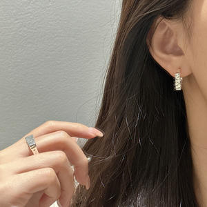 Pendientes de aro de queso cuadrado directo de fábrica pendientes de aro de queso cuadrado únicos para mujer - Product Image 3