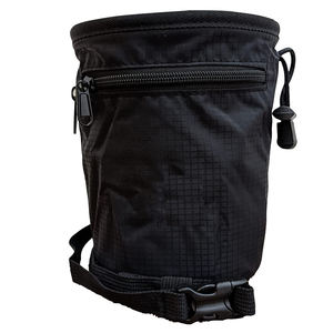 Sac à craie d'escalade durable avec ceinture, boucle pour brosse et poches zippées, pochette à craie pour le disc golf - Product Image 1