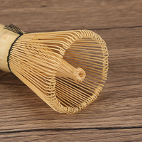 En stock : Fouet à matcha blanc à 80 brins, fouet à matcha artisanal en bambou, fouet à matcha blanc fin en bambou biologique (Chasen)