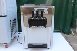 Thương mại Máy làm kem 2500W Sản lượng lớn máy làm kem 3 flavours <span class=keywords><strong>1</strong></span> Mix Máy làm kem mềm - Product Image 2