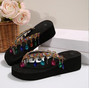 Nuevo Estilo de Sandalias para Mujer, <span class=keywords><strong>Chanclas</strong></span> de Verano <span class=keywords><strong>con</strong></span> Diamantes, Tacón de Cuña y Suela Gruesa para la <span class=keywords><strong>Playa</strong></span> - Product Image 2