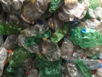 Machines automatiques de retrait de séparateurs d'étiquettes en PVC pour bouteilles en plastique PET PP PE Nouveau design de machine de recyclage de ligne de lavage