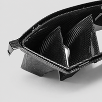 Kit de garnitures de ventilation automobile en fibre de carbone sergé brillant moulé sur mesure OEM avec ouvertures à persiennes et languettes de fixation