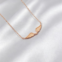 Collier délicat avec pendentif aile d'ange multicolore en acier inoxydable, bijou tendance pour femme, cadeau