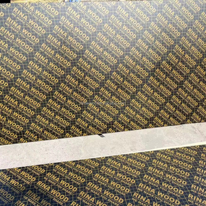 Contrachapado de Encofrado Recubierto de Melamina WBP Reciclada de 18 mm, E2 de Primera Clase, Negro Marrón, Material de Álamo <span class=keywords><strong>para</strong></span> Construcción en Exteriores - Product Image 1