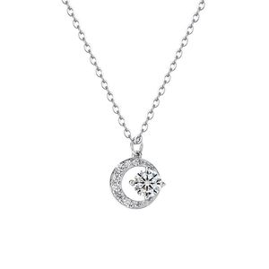 Collana con Pendente a Croce e Luna Crescente in Argento Puro S999 con Moissanite, Design di Lusso Leggero e Raffinato per Donne - Product Image 1