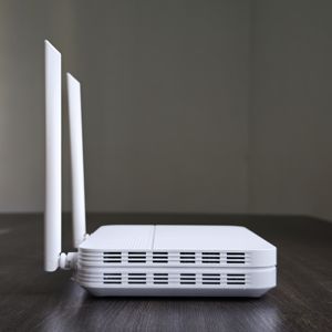 ONT de Alta Calidad con Firmware en Inglés y Módem de Fibra de Alta Velocidad con Servicios de Video CATV - Product Image 2