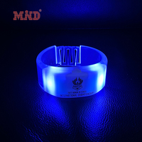 13.56mhz nfc télécommande DMX rfid led bracelet bracelet d'activité sans fil bracelet