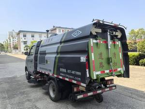 Camion <span class=keywords><strong>balayeuse</strong></span> routière d'<span class=keywords><strong>occasion</strong></span>, véhicule de balayage de rue usagé, camion de nettoyage sanitaire municipal - Product Image 3