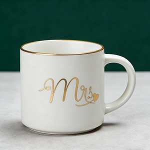 Ensemble de tasses à café en céramique <span class=keywords><strong>Mr</strong></span> <span class=keywords><strong>et</strong></span> <span class=keywords><strong>Mme</strong></span>, tasses de couple noir <span class=keywords><strong>et</strong></span> blanc avec bord doré, cadeau de mariage pour la mariée <span class=keywords><strong>et</strong></span> le marié, cadeau d'anniversaire - Product Image 2