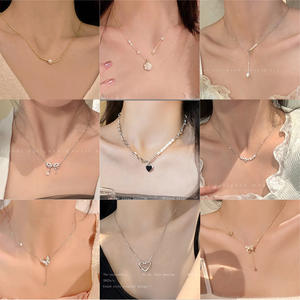 Moderne haut de gamme de luxe titane acier collier chaud fille perle clavicule chaîne mode Joker accessoire en gros métal décor à la maison - Product Image 4