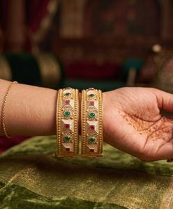 DIVYORO Premium Artisan Classic <b>Antique</b> <b>Gold</b> <b>Bangle</b> Intricate Floral Motifs Gemstone Setting Handmade 107g Ethnic Bridal Jewel - Product Image 3