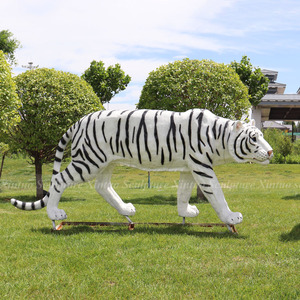 Jardín Animal Escultura Fibra de vidrio Gran exterior Estatua de tigre blanco para la venta - Product Image 1