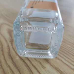 Fabricante al por mayor botella de vidrio de fondo cuadrado redondo para licor de <span class=keywords><strong>mezcal</strong></span> gin Ron whisky 700ml 750ml con tapa de vidrio - Product Image 4