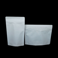 Emballage personnalisé de bonbons gommeux sac à l'épreuve des enfants noir mat anti-odeur sacs d'emballage en mylar de médicaments à zip-lock résistants aux enfants