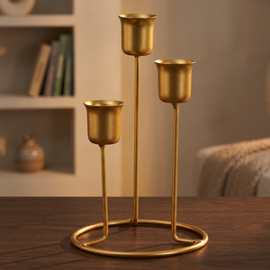 Chandelier vintage en fer doré, fait main, imprimé en relief, 1 couleur, durable, pour décoration intérieure élégante, idéal pour la Saint-Valentin - Product Image 2