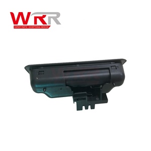 51247118158GC 51247118158 Poignée de coffre pour BMW E82 E88 E90 E60 128i 325i 528i – Pièce de rechange pour interrupteur de déverrouillage du coffre arrière - Product Image 3