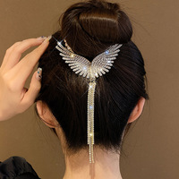 Barrette à cheveux en forme d'aile d'ange entièrement recouverte de strass brillants, élégante, avec pompon en perles, barrettes pour queue de cheval, chignon, bandeaux pour femmes et filles, accessoires pour cheveux