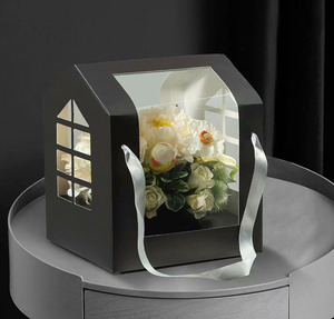 Boîte à fleurs personnalisée pour maman, emballage en carton écologique avec laminage mat UV pour roses et fleurs, matériaux recyclés - Product Image 1