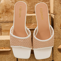 Sandales élégantes d'été pour femmes à talon aiguille, bout carré ouvert, avec fonction rehausseur de hauteur, design talon haut, chaussures pour femmes