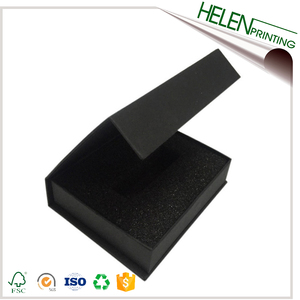 Elegant <b>Black</b> Magnetic Gift <b>Box</b> for Skin Care Serum False Eyelashes Essential Oils-Matt Lamination Embossing UV Advantage Sponge - Product Image 5