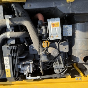 Machinerie de terrassement puissante et économe en carburant, excavatrice hydraulique sur chenilles Komatsu PC160 d'occasion de 16 tonnes - Product Image 4