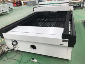 Machine de gravure et de découpe au <span class=keywords><strong>laser</strong></span> CO2 avec table rotative à mise au point automatique pour le bois, l'acrylique, le MDF, l'industrie publicitaire - Product Image 6