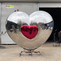 Escultura de Corazón en Acero Inoxidable Pulido para Villa Park Plaza