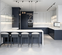 Armoires de cuisine personnalisées de style Shaker bleu marine et blanc avec îlot central pour la rénovation de maisons modernes