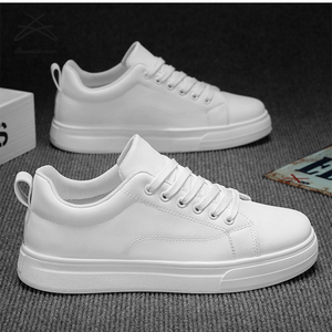 Nuove <span class=keywords><strong>Scarpe</strong></span> <span class=keywords><strong>da</strong></span> <span class=keywords><strong>Tennis</strong></span> <span class=keywords><strong>in</strong></span> <span class=keywords><strong>Pelle</strong></span> PU <span class=keywords><strong>da</strong></span> Uomo, Modello Basso con Lacci, <span class=keywords><strong>Scarpe</strong></span> Casual Leggere e Comode, Sneakers Sportive alla Moda - Product Image 2