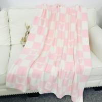 Vente en gros de nouveaux best-sellers en microfibre mode unie plaid tricoté en peluche léger et doux à carreaux personnalisés