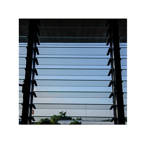 Fenêtres à persiennes en <span class=keywords><strong>verre</strong></span> d'aluminium à double et triple vitrage certifiées AS2047 avec filet d'écran en <span class=keywords><strong>fibre</strong></span> de <span class=keywords><strong>verre</strong></span> de style pivotant - Product Image 4