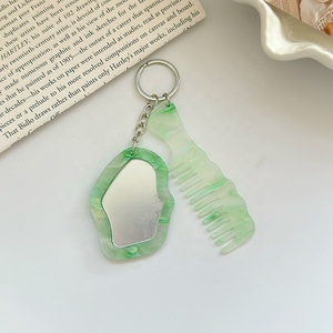 Set de Espejo y Peine con Forma de Nube Irregular Estilo Coreano, de Acetato con Efecto Mármol, Llavero Portátil para Mujer, Accesorios para Coche y Bolso - Product Image 5