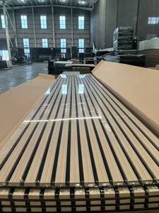 Pannello acustico a doghe in legno di alta qualità per l'<span class=keywords><strong>isolamento</strong></span> acustico delle pareti del soggiorno - Product Image 5