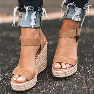 Encuentre el mejor fabricante de qupid sandals y qupid sandals para el  mercado de hablantes de spanish en alibaba.com