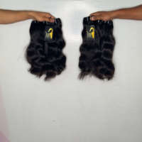 Fournisseurs de cheveux bouclés bruts du Cambodge, vente en gros de tissages de cheveux ondulés à cuticules alignées, fournisseur de cheveux ondulés bruts indiens non traités