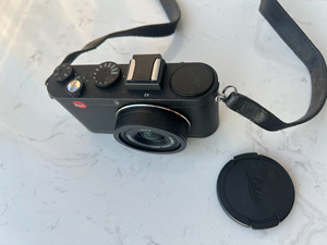 กล้องมือสอง Leica X2 พร้อมเลนส์ Elmarit 24 มม. f/2.8 ASPH กล้องพกพาสำหรับถ่ายภาพสตรีท - Product Image 2
